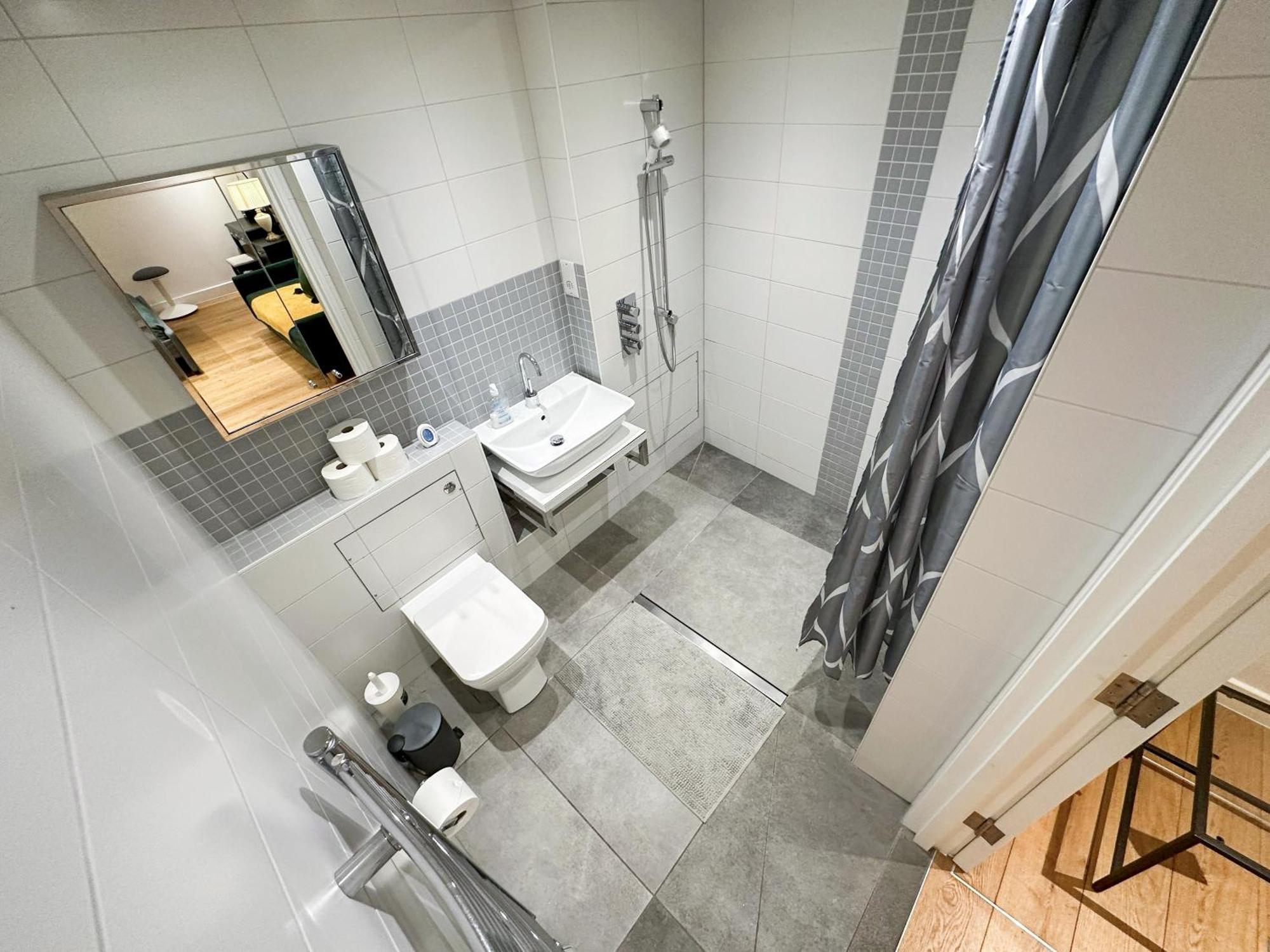 Chic 3 Bedroom Flat With Private Terrace In Holloway Near Finsbury Park Londyn Zewnętrze zdjęcie