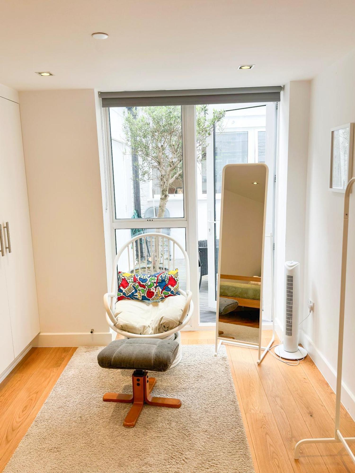 Chic 3 Bedroom Flat With Private Terrace In Holloway Near Finsbury Park Londyn Zewnętrze zdjęcie